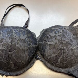 Vintage 2000’s Victorias Secret Lace Bra 36c.